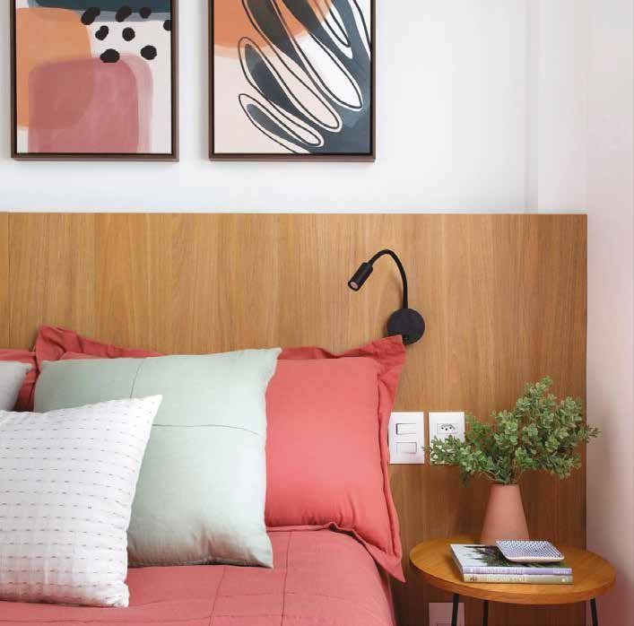 Ambiente decorado com quadros DePoster e Moderna Quadros